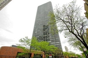 5415 N Sheridan Road 1409 — photo