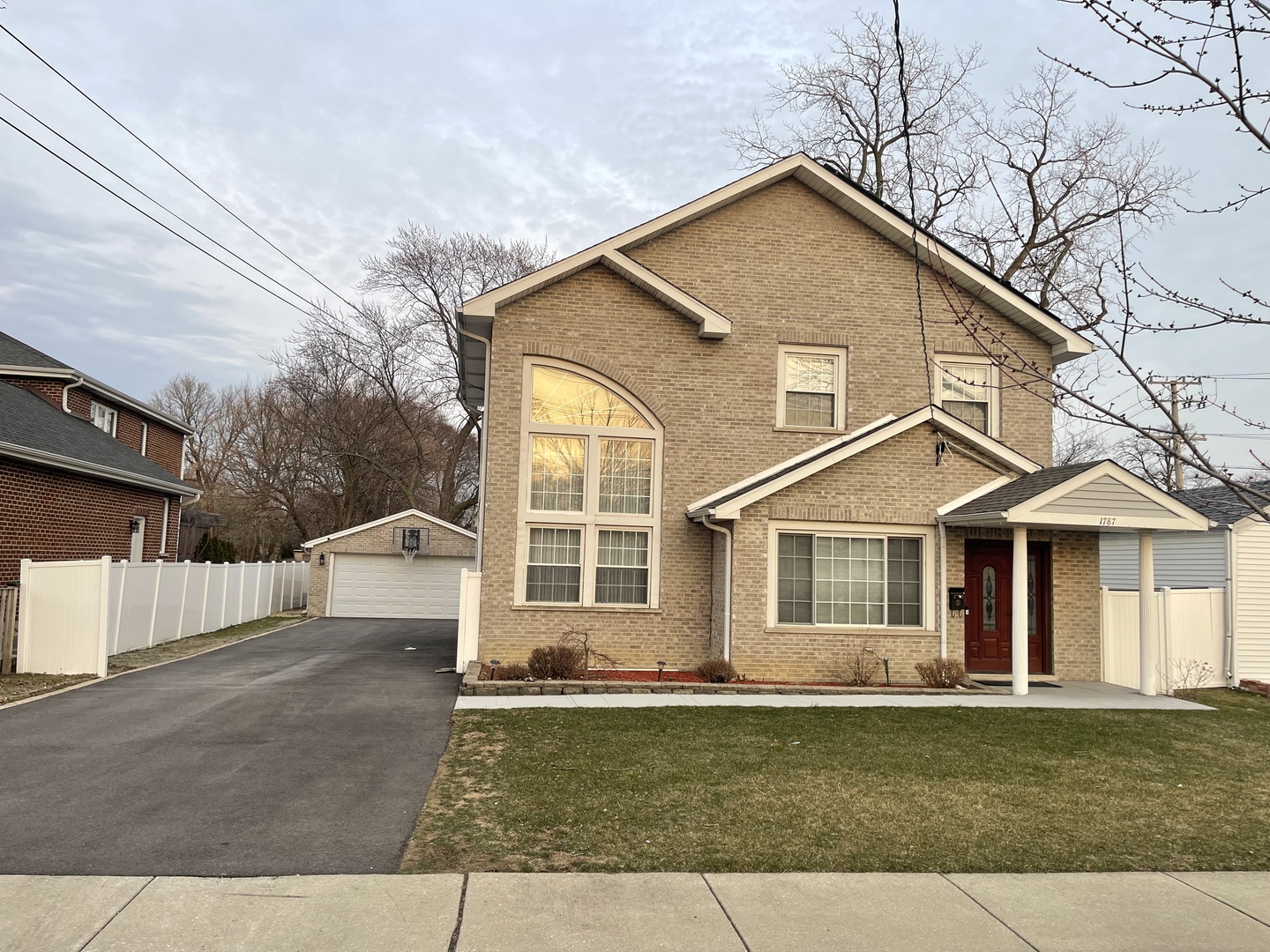 1787 Webster Lane — photo