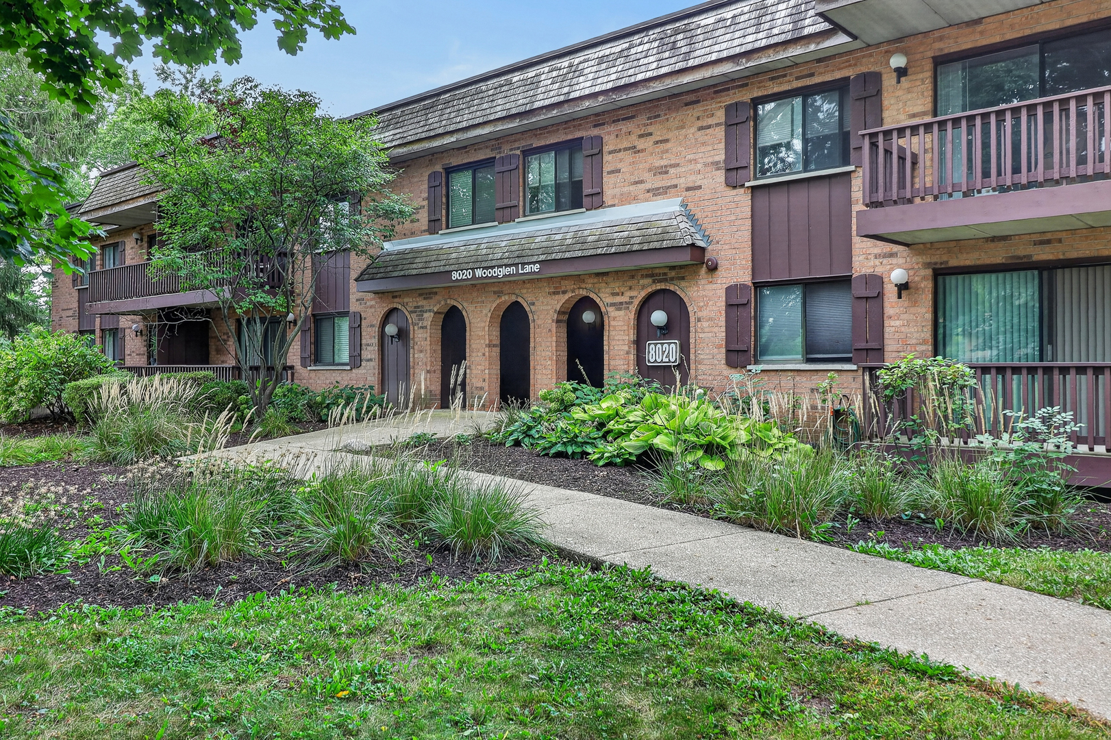 8020 Woodglen Lane 202 — photo