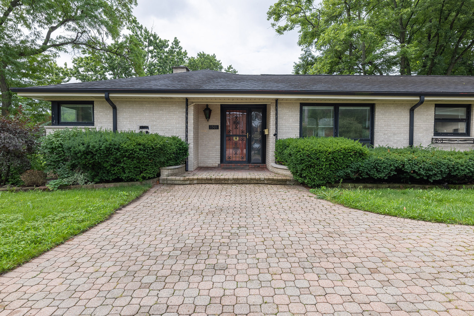 1501 W Talcott Road — photo