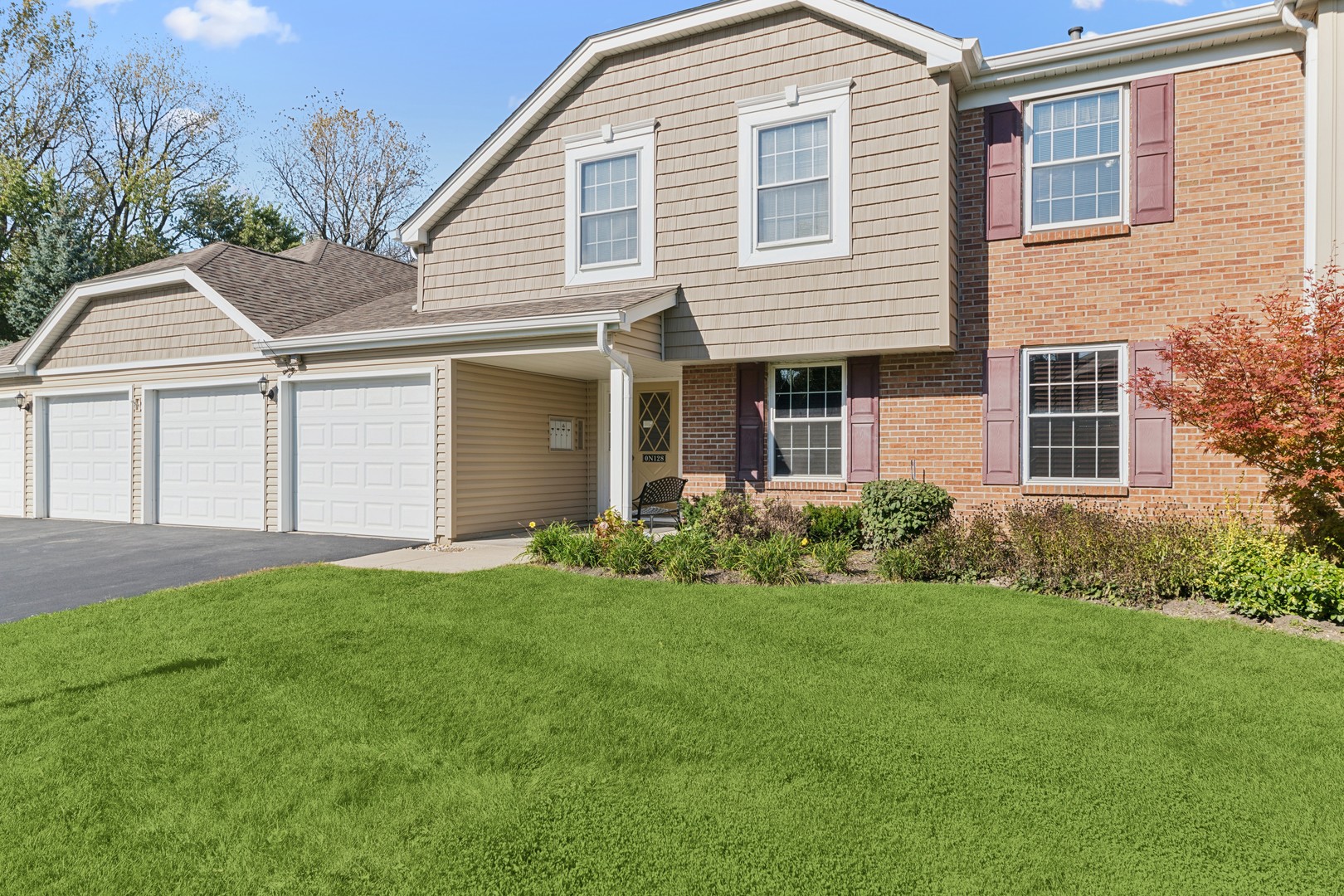 0N128 Ennerdale Lane Unit 1406 — photo