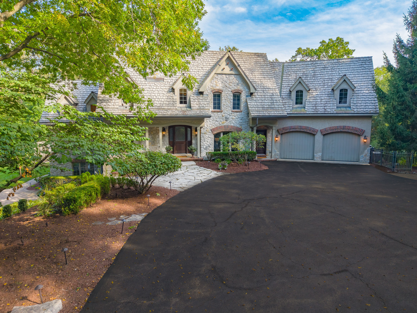 38W301 Burr Road Lane — photo