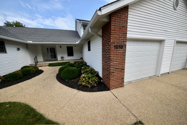 1010 Mulligan Drive 1010 — photo
