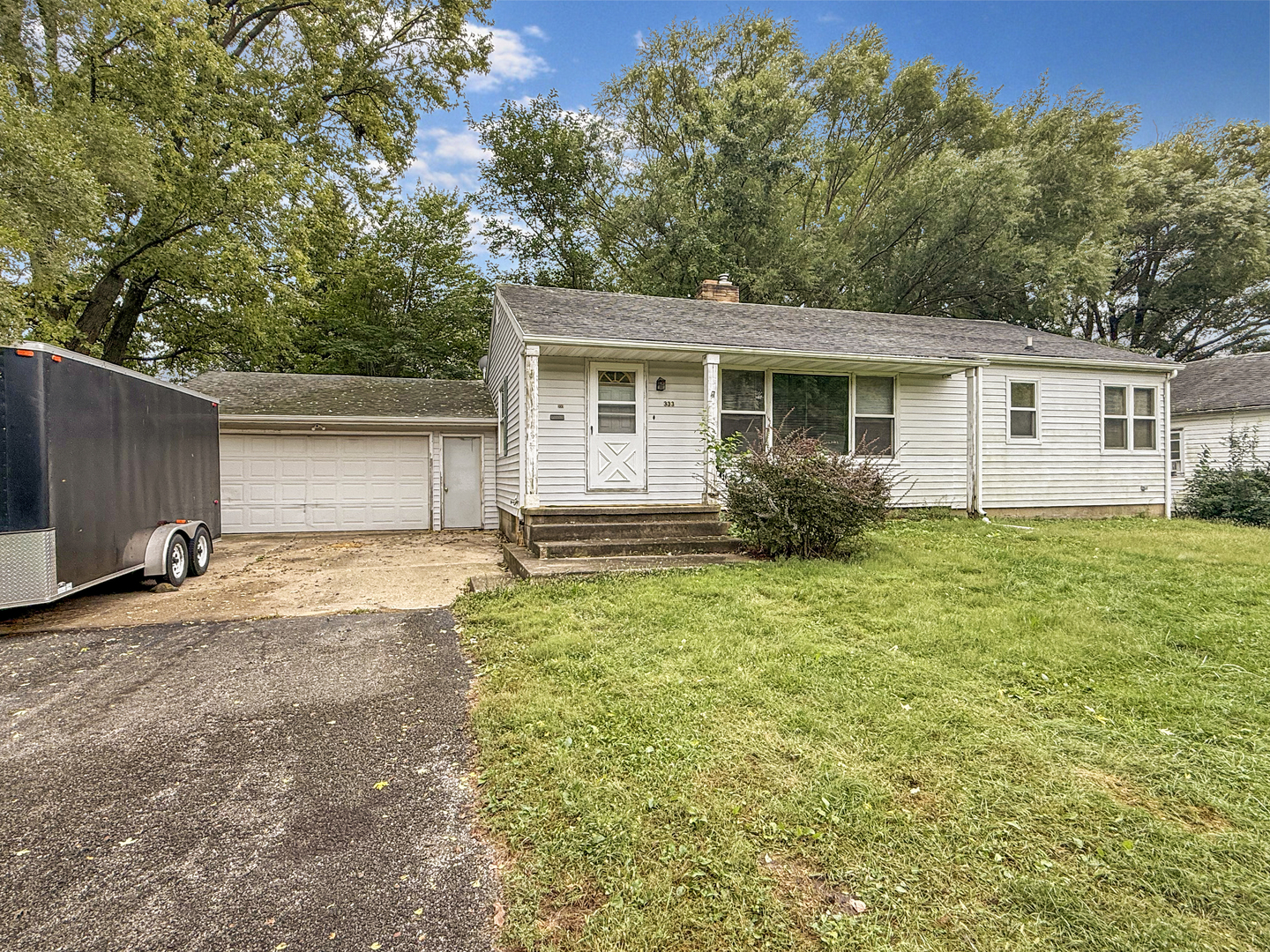 333 W Champaign Avenue — photo