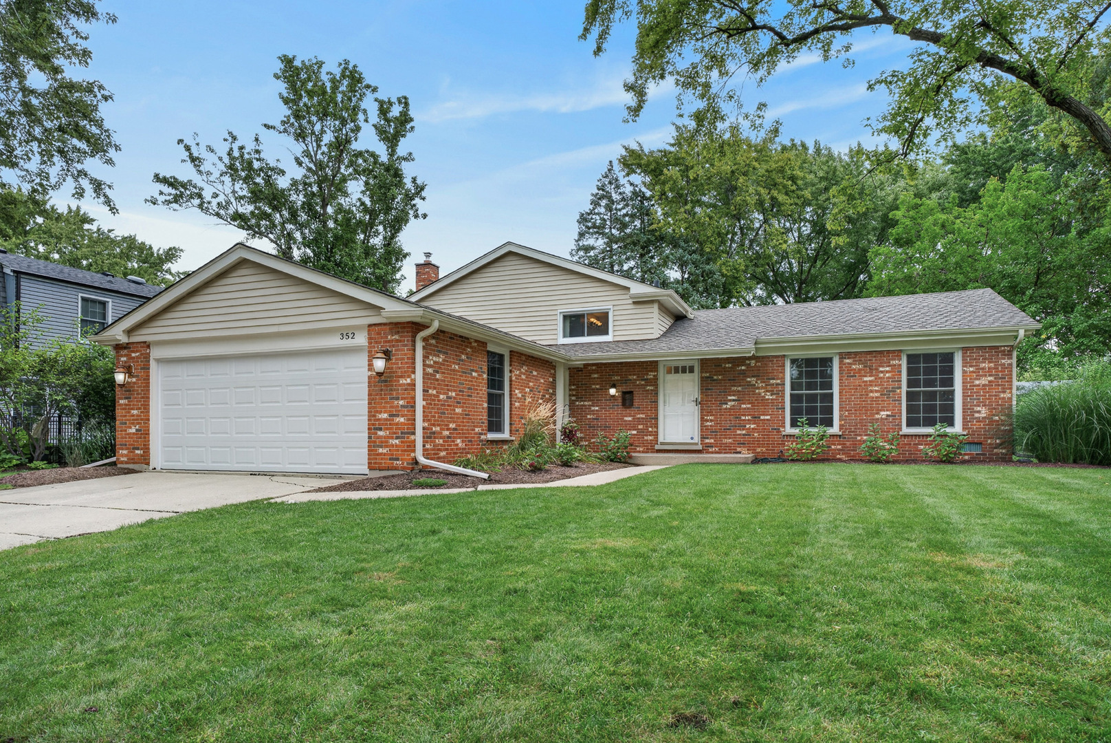 352 Berry Drive — photo