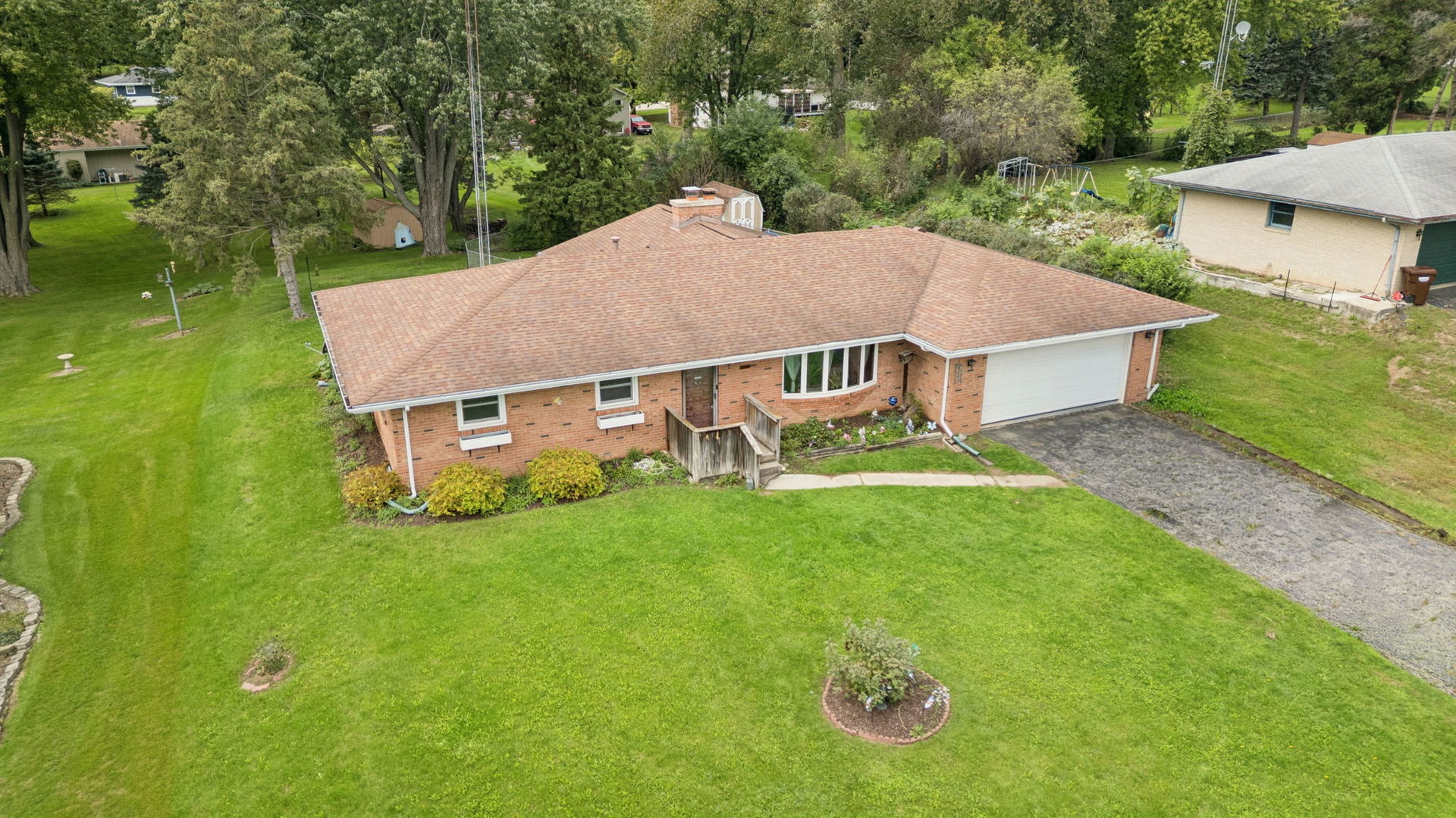 8598 Olson Road — photo