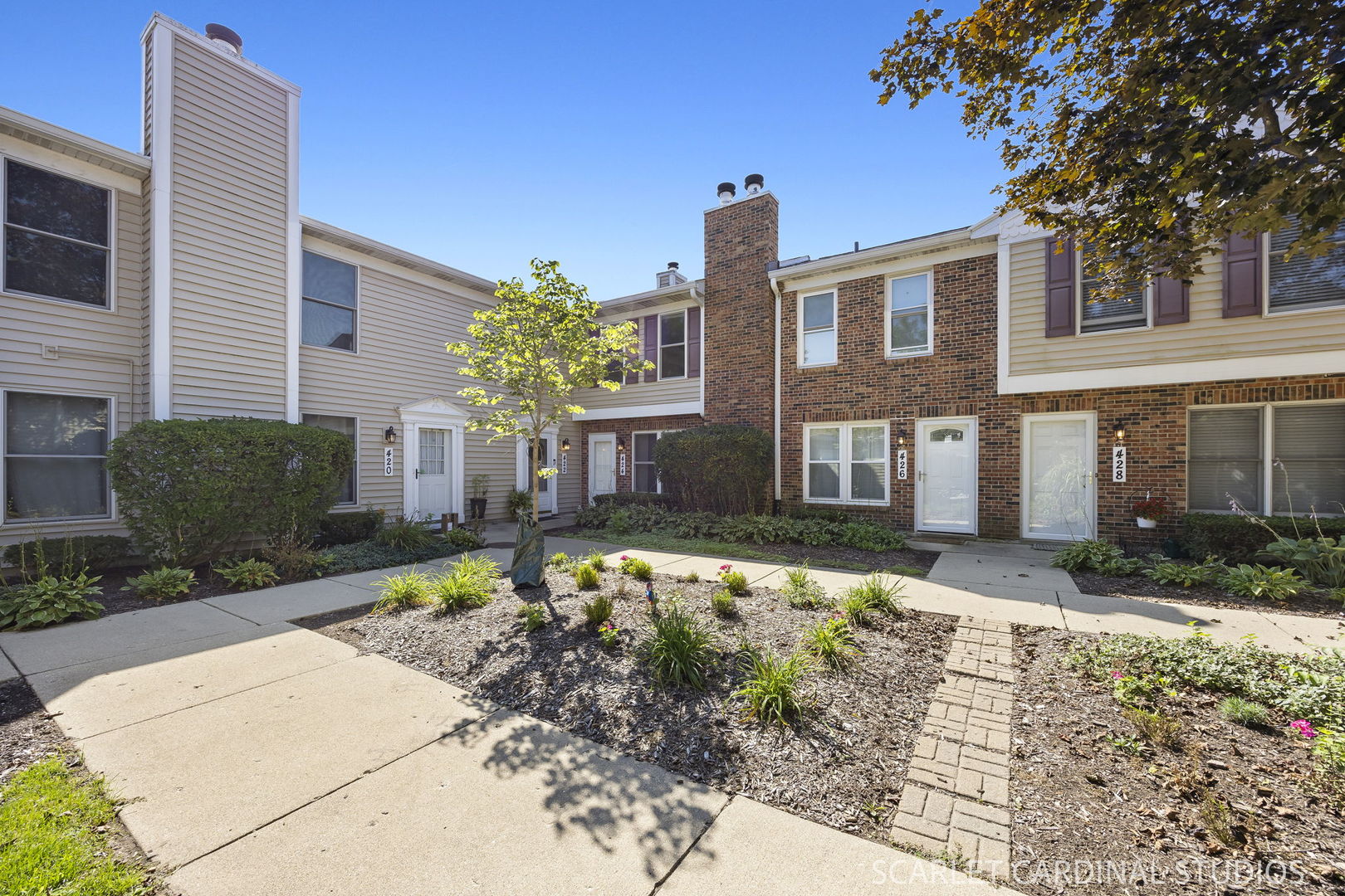424 Kensington Court — photo