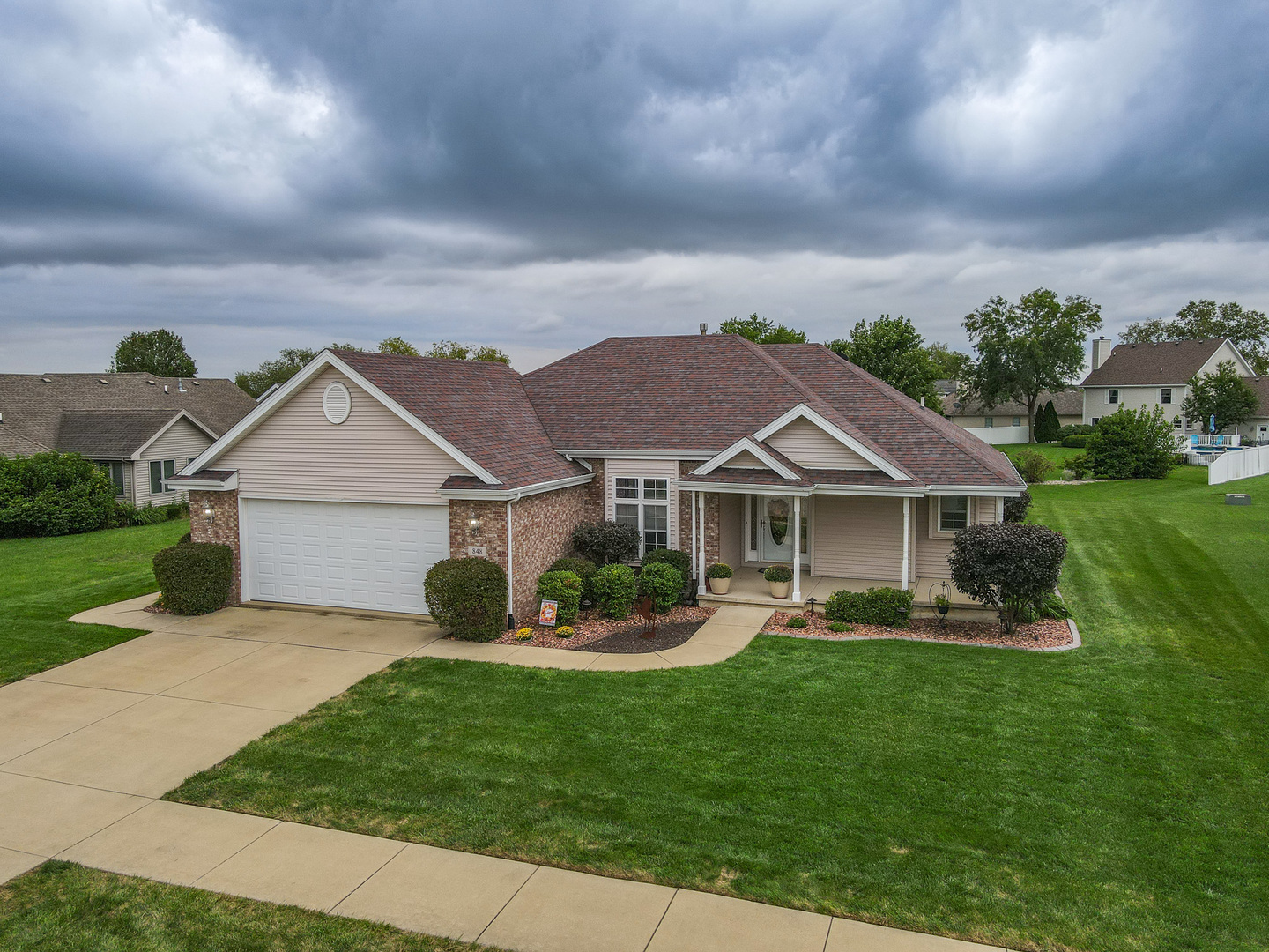 848 White Tail Bend — photo