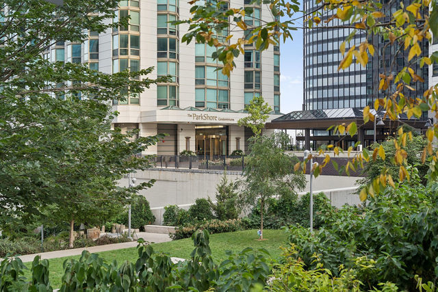 195 N Harbor Drive 2408 — photo