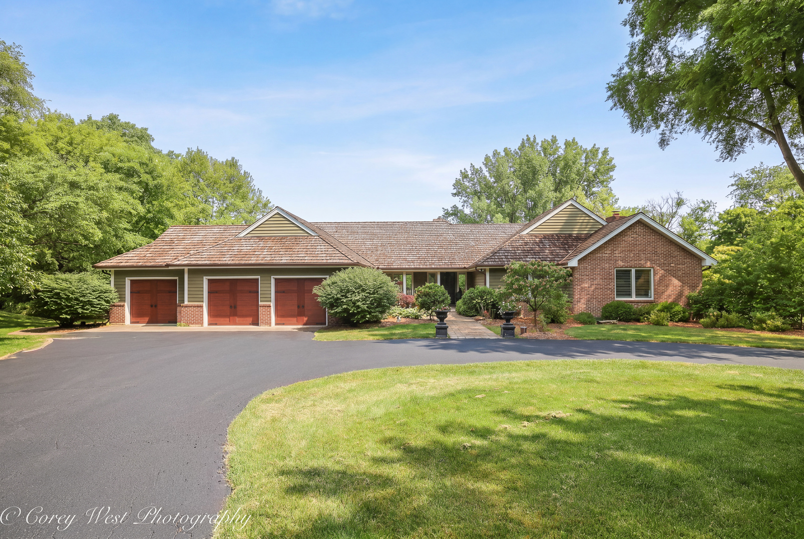 39W944 Deer Run Drive — photo