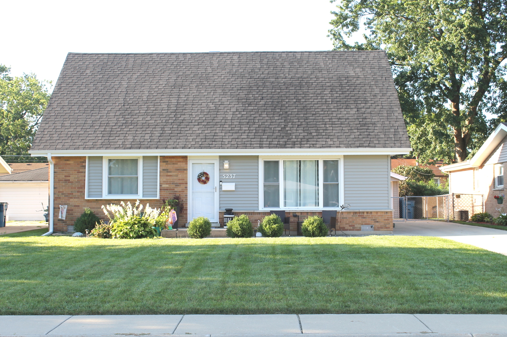 5237 Pleasant Lane — photo