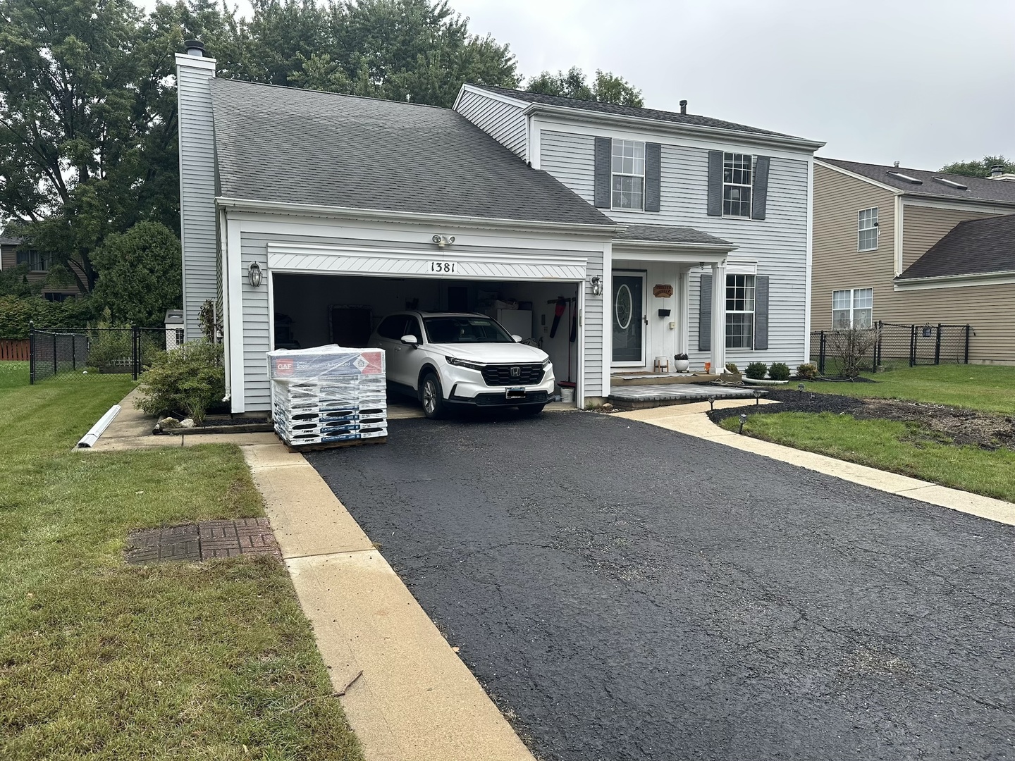 1381 Glacier Parkway — photo