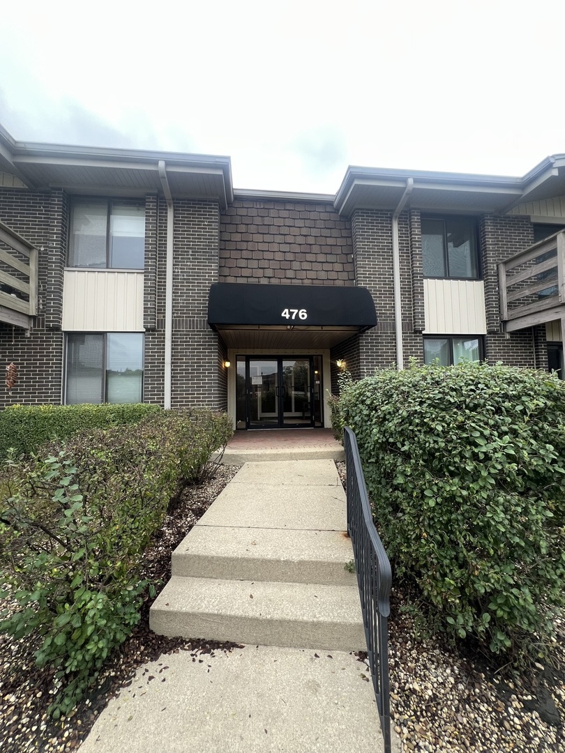 476 Raintree Court 2C — photo