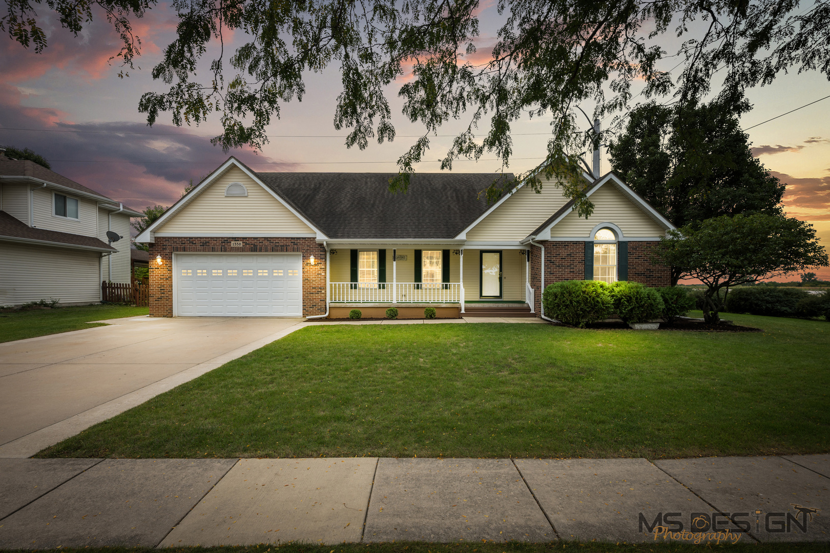 1338 Foxbend Drive — photo