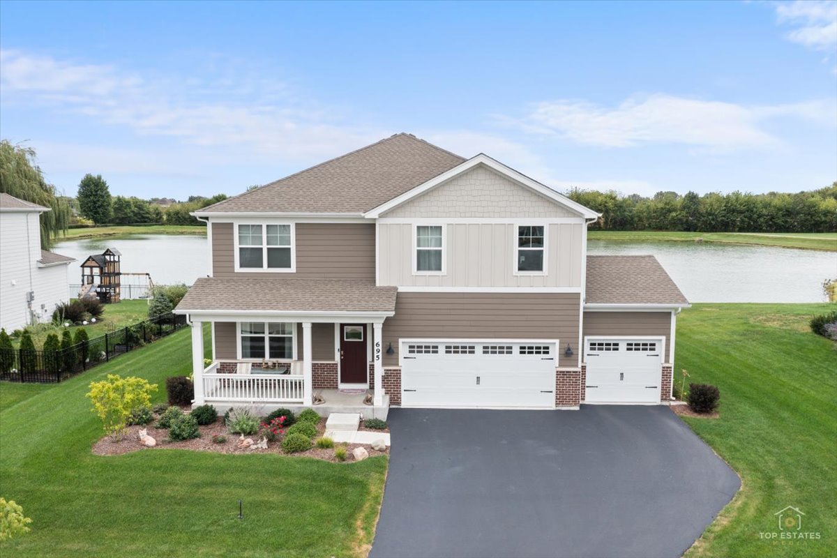 695 Kentshire Circle — photo