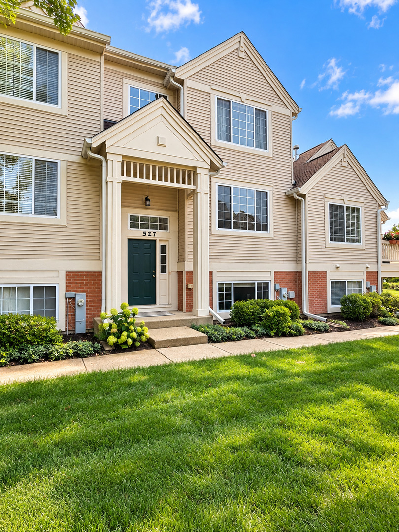 527 Cary Woods Circle — photo