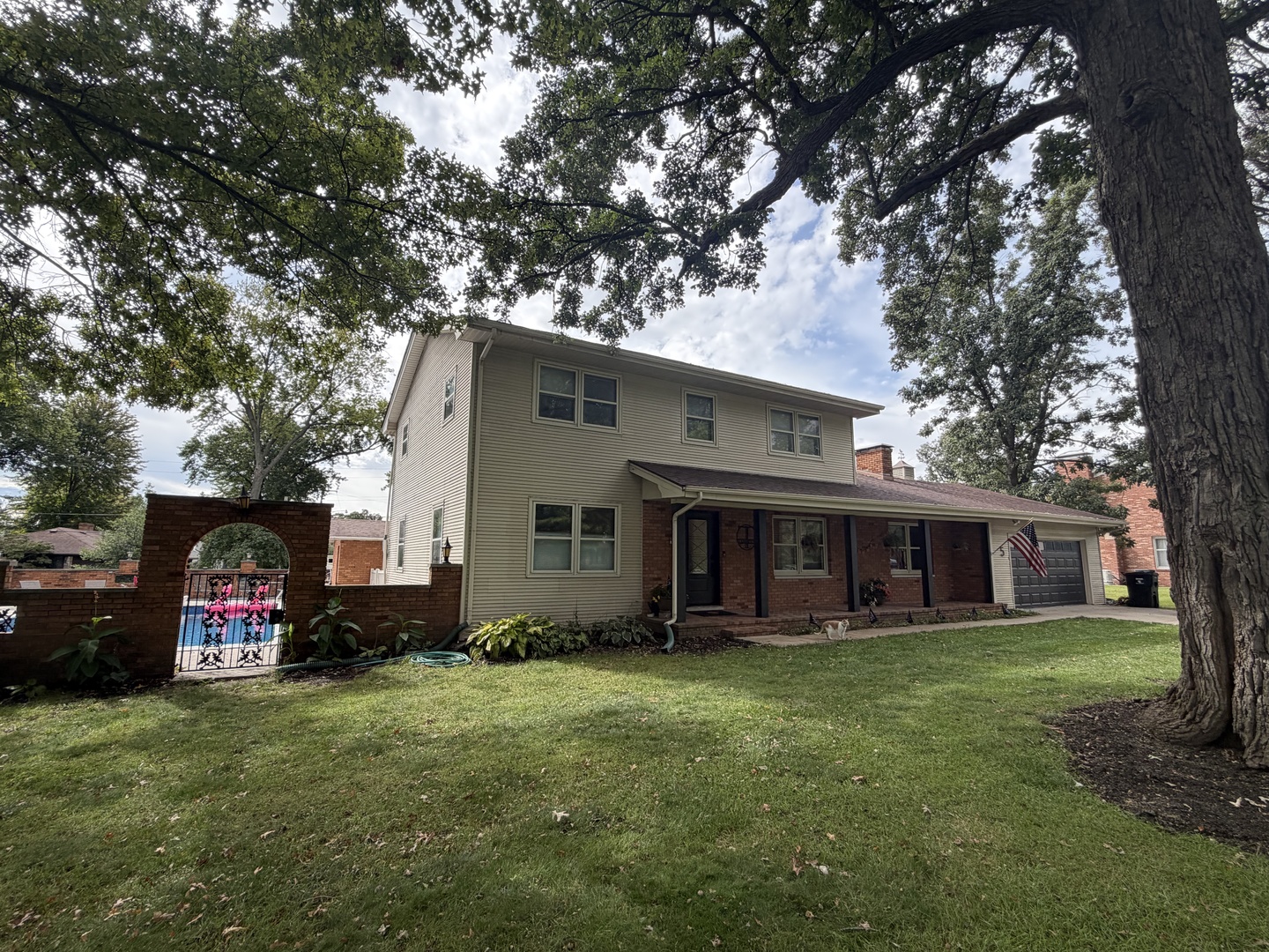 5 Oaklane Drive — photo