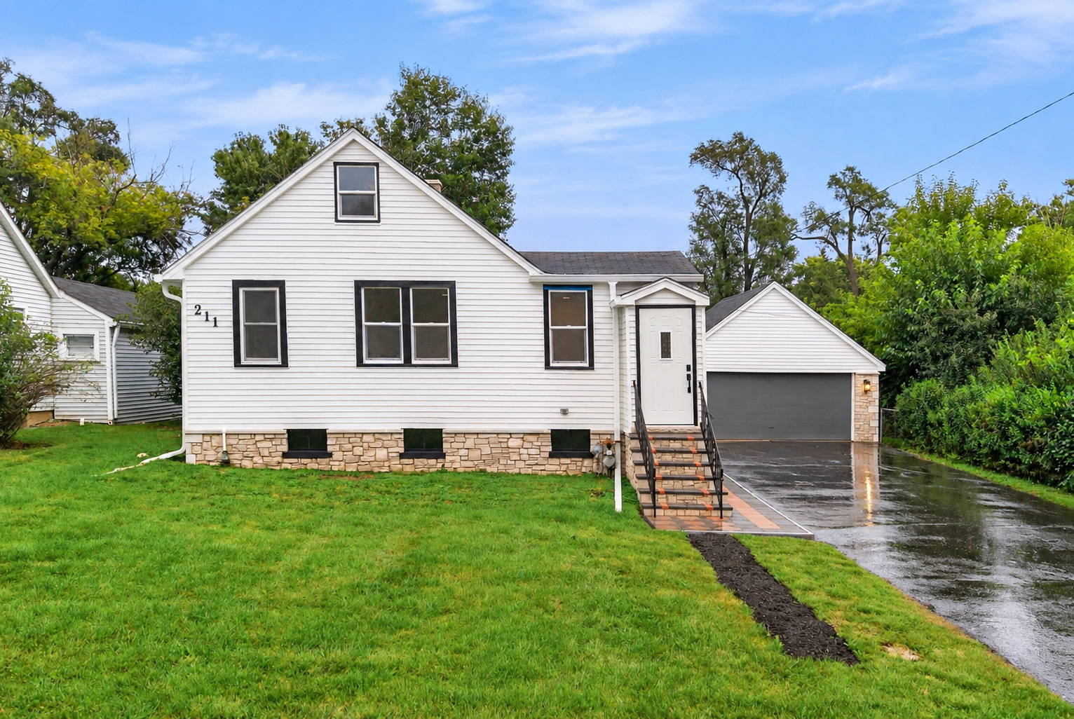 211 N Graylynn Drive — photo