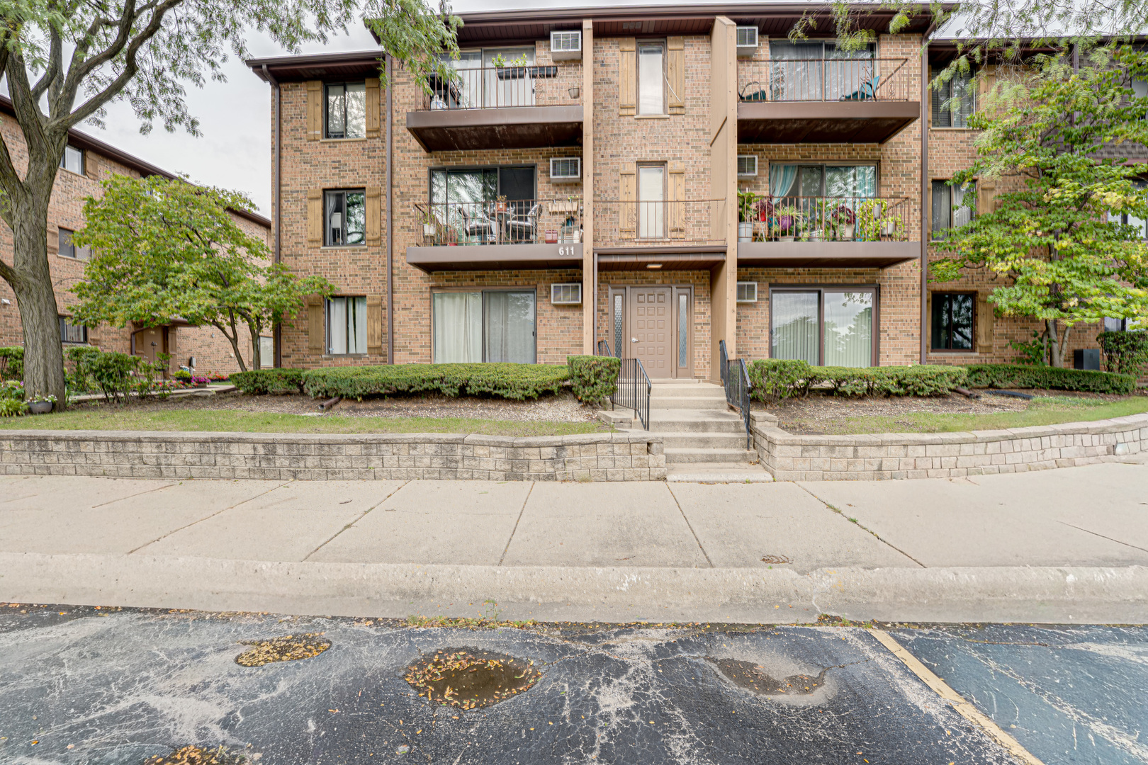 611 N Briar Hill Lane 1 — photo