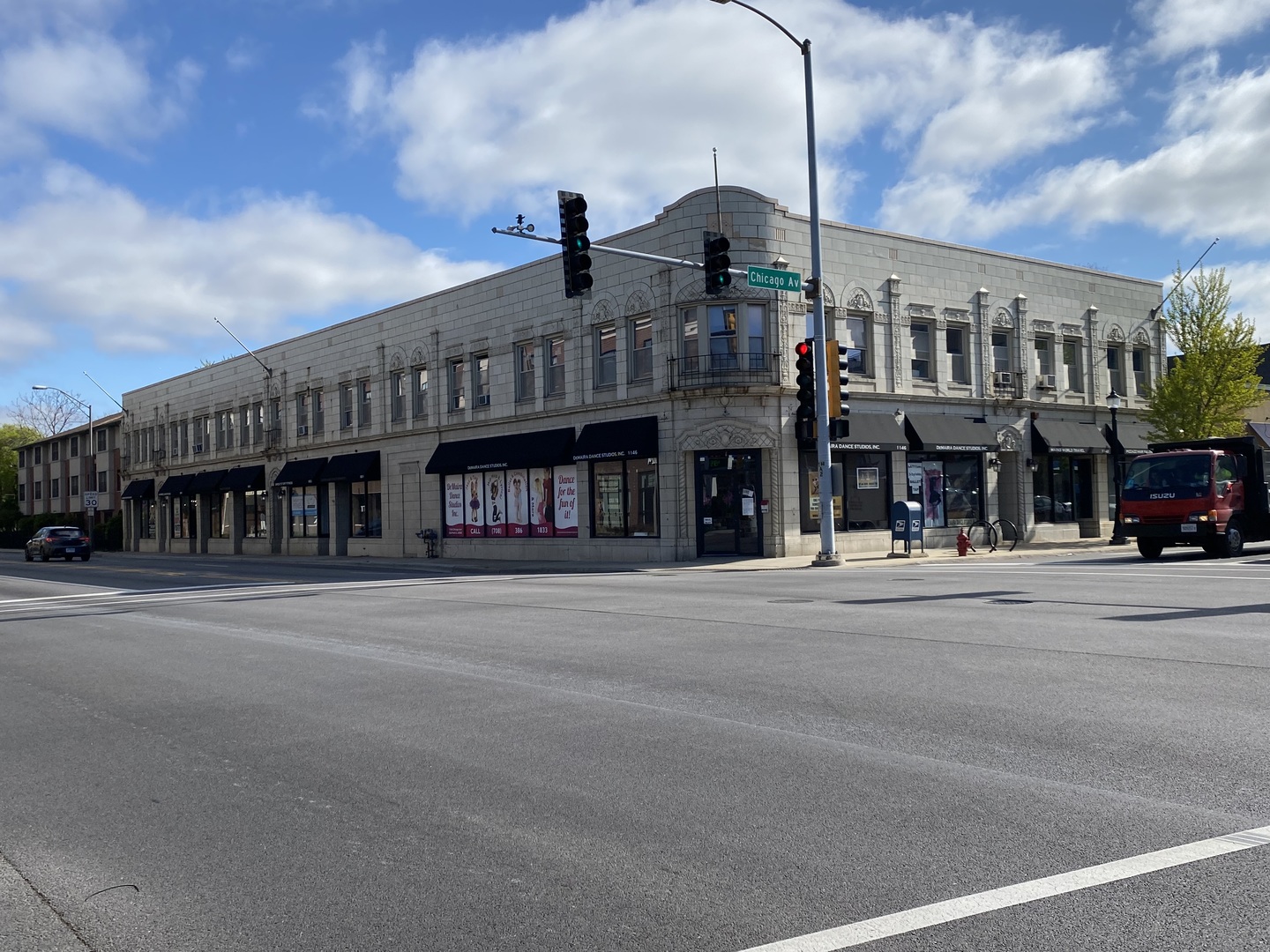807 N Harlem Avenue — photo