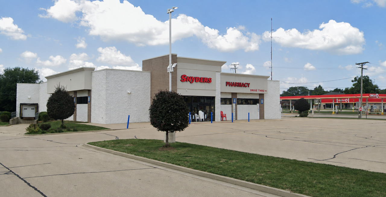 100 W Blackhawk Drive — photo