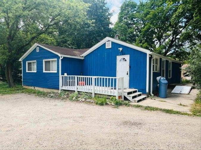 1485 W Dundee Road — photo