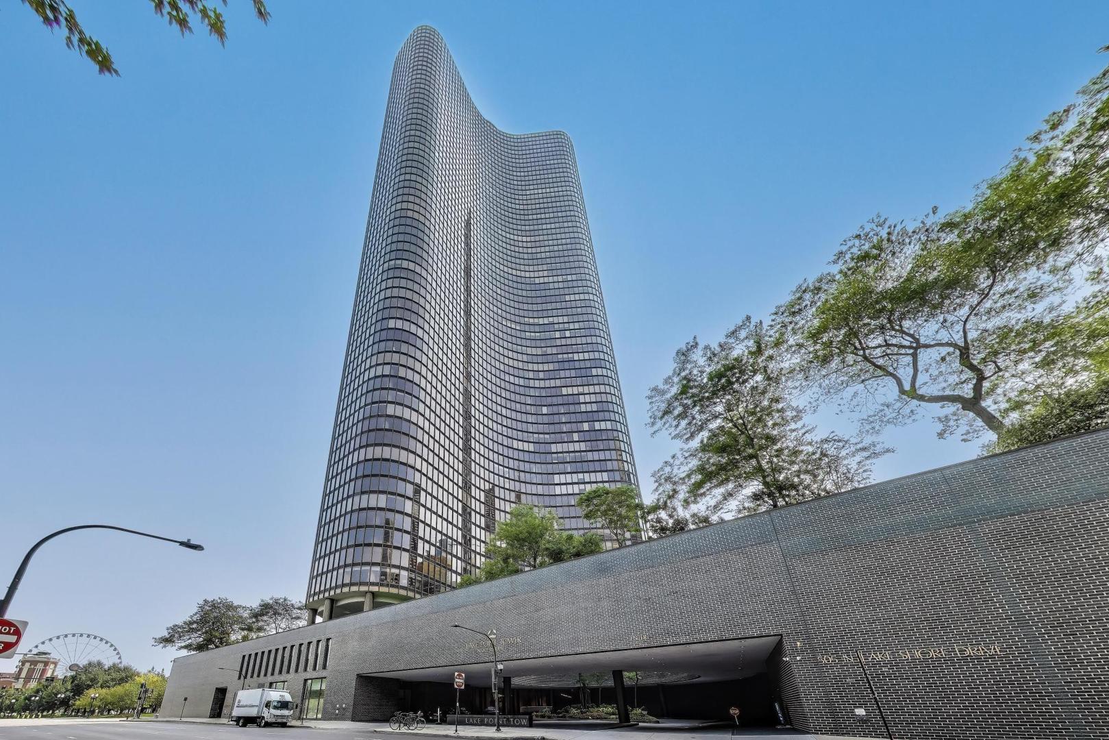 505 N Lake Shore Drive 407 — photo