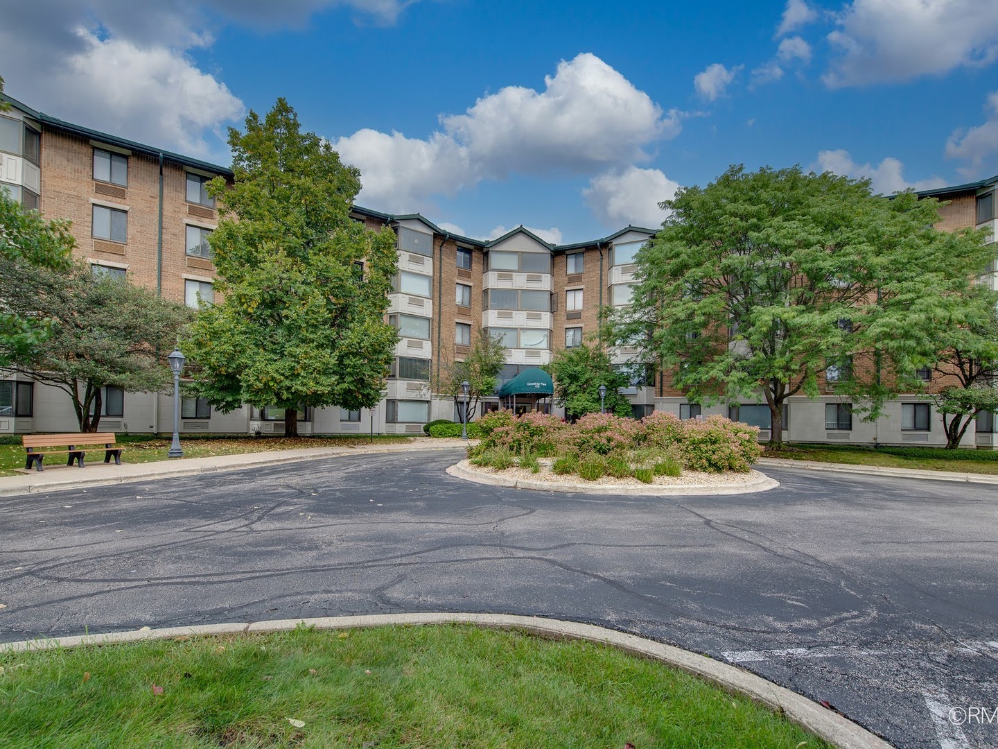 470 Fawell Boulevard 304 — photo