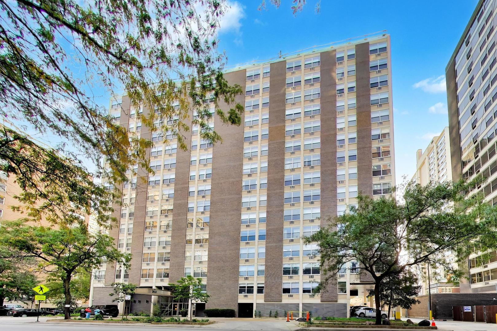 3033 N Sheridan Road Unit 1507 — photo