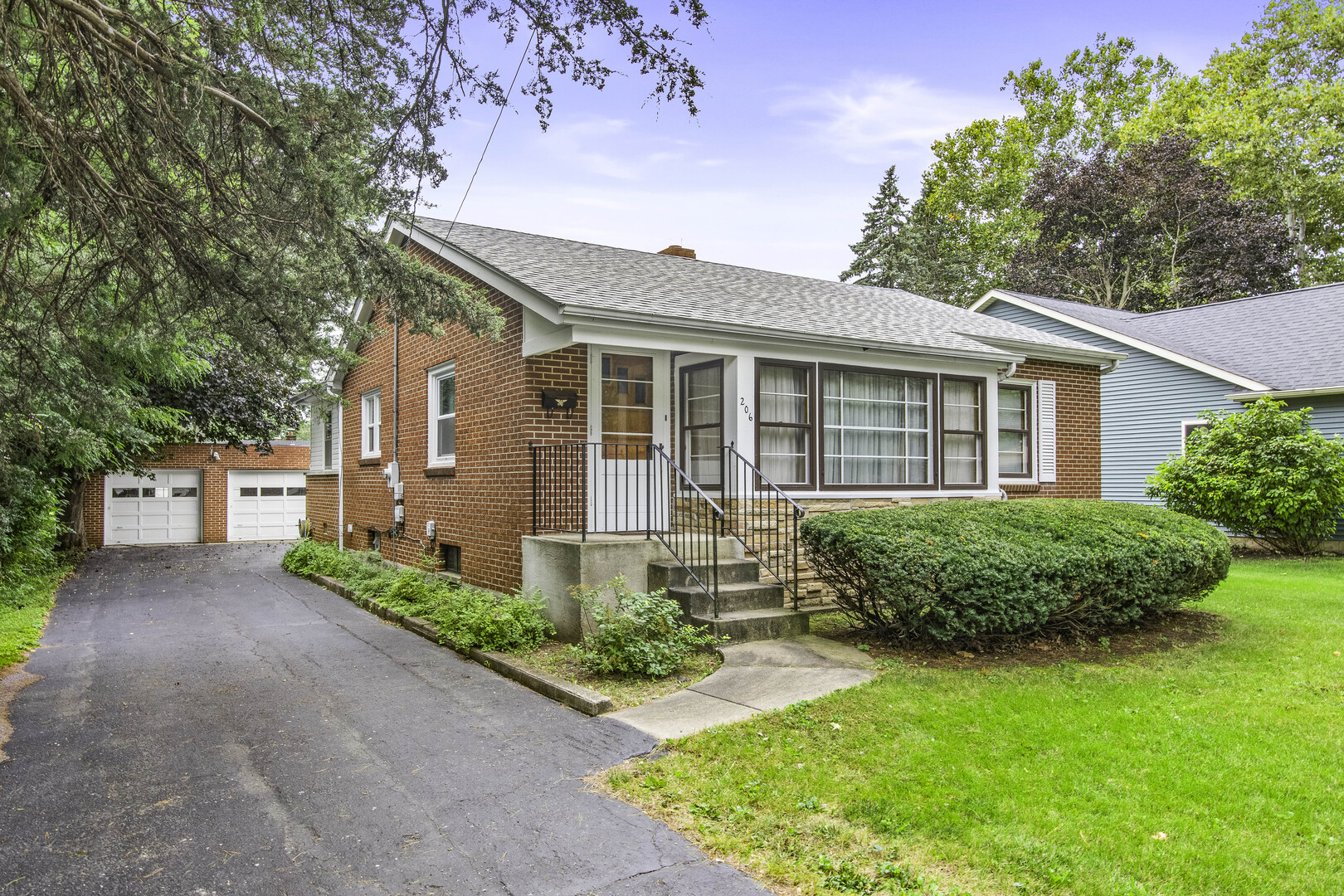 206 E Church Street — photo