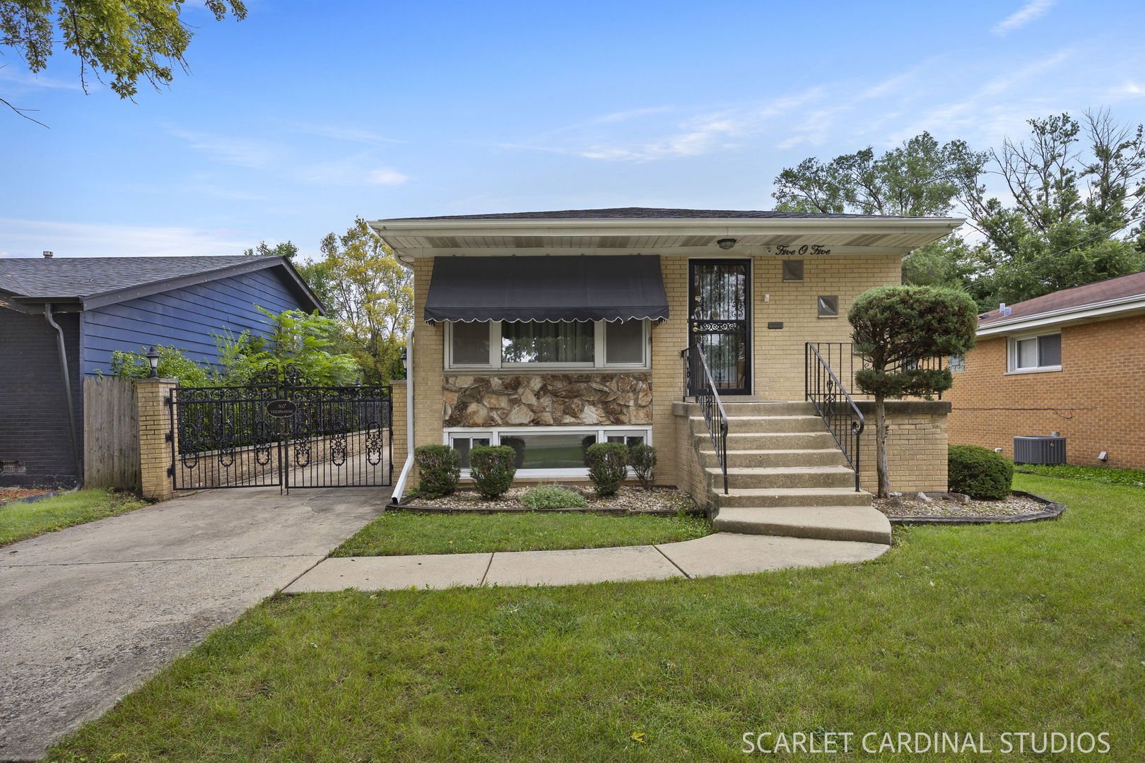 505 N Addison Road — photo