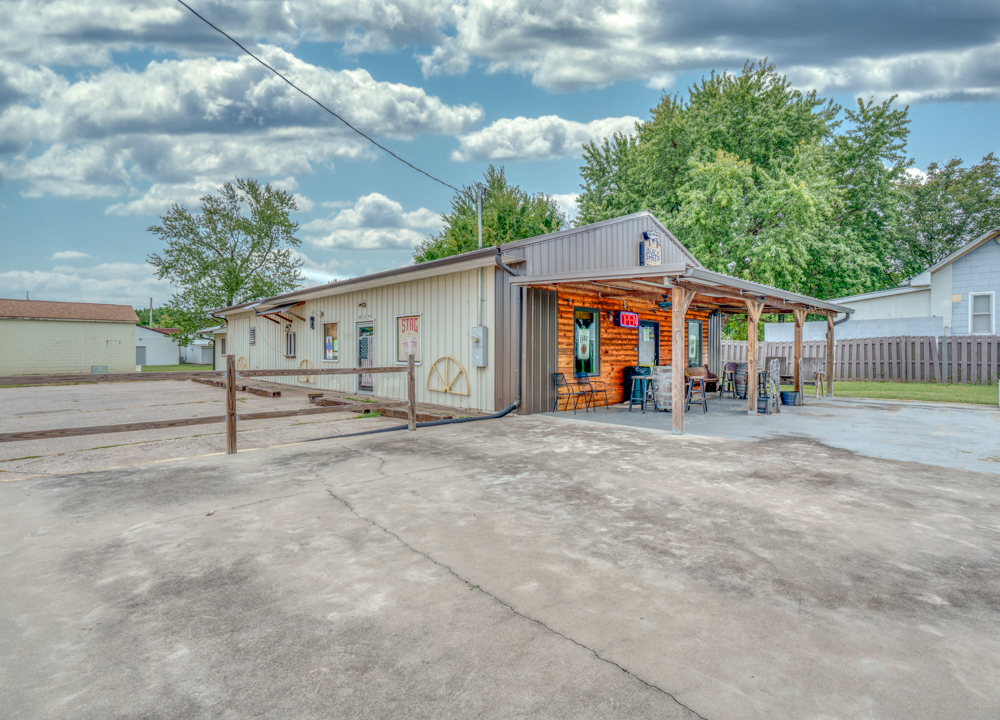 9 E Main Street, Tamaroa, IL 62888 — photo 2