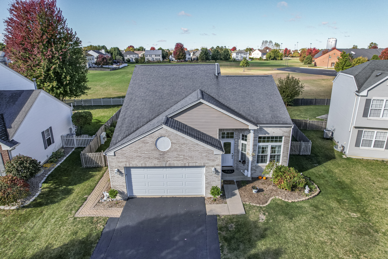 2107 Ashbrook Court — photo