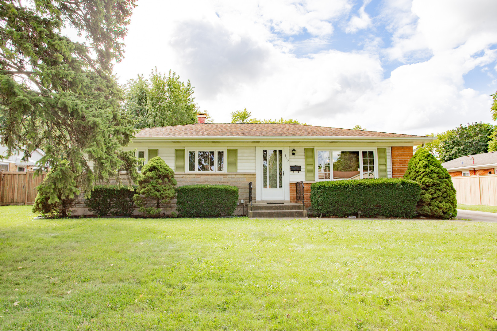255 W Walnut Avenue — photo