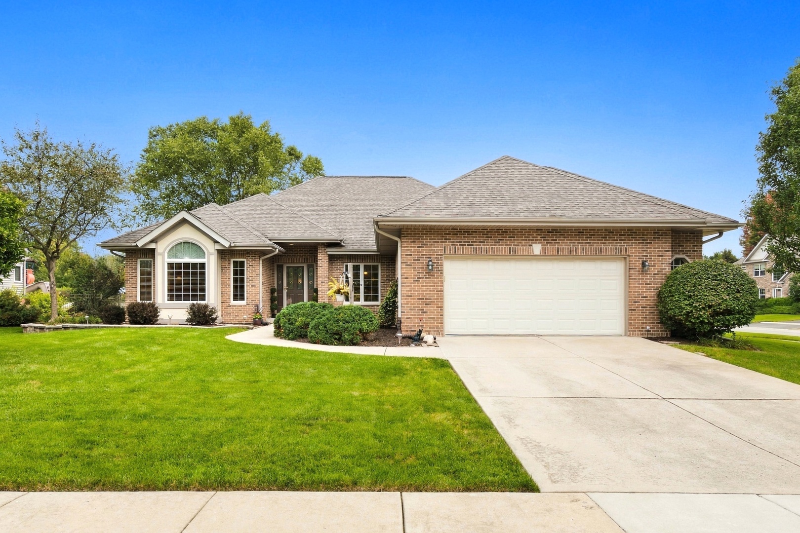781 Arrowhead Drive — photo