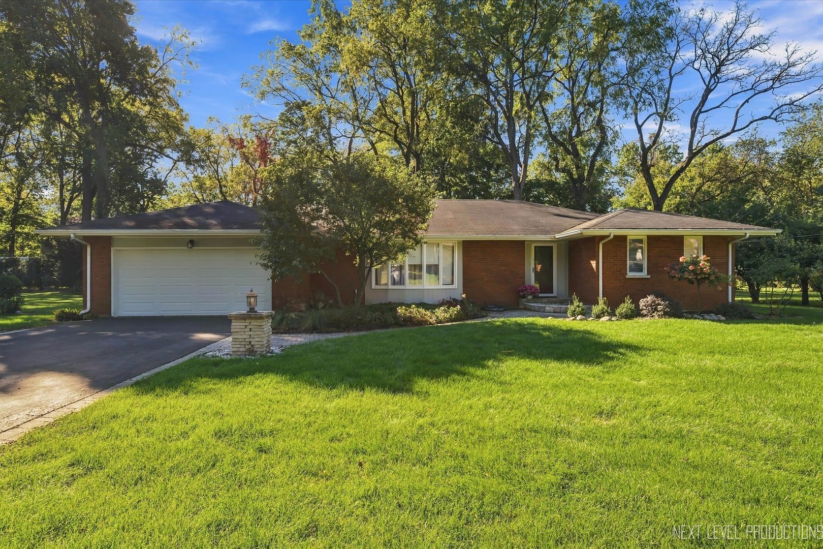 524 Waubonsee Trail — photo
