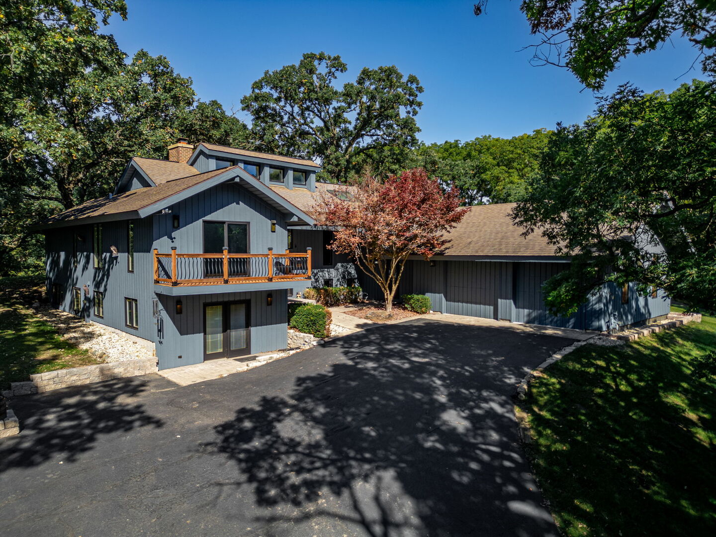 7707 N Valley Hill Road — photo