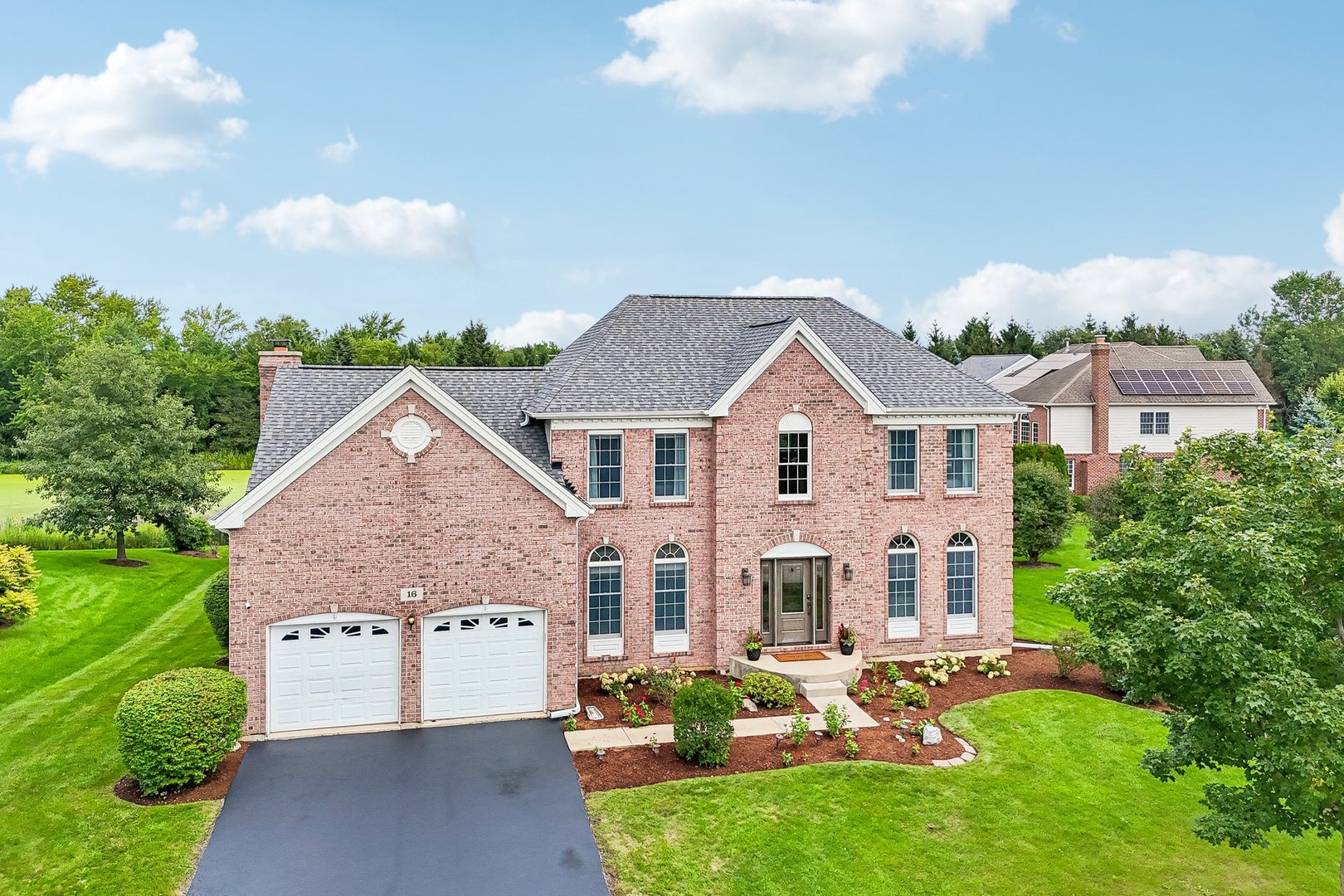 16 Eagle Ridge Drive — photo