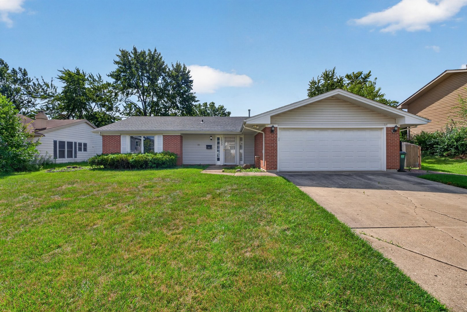 1025 Mayfield Lane — photo