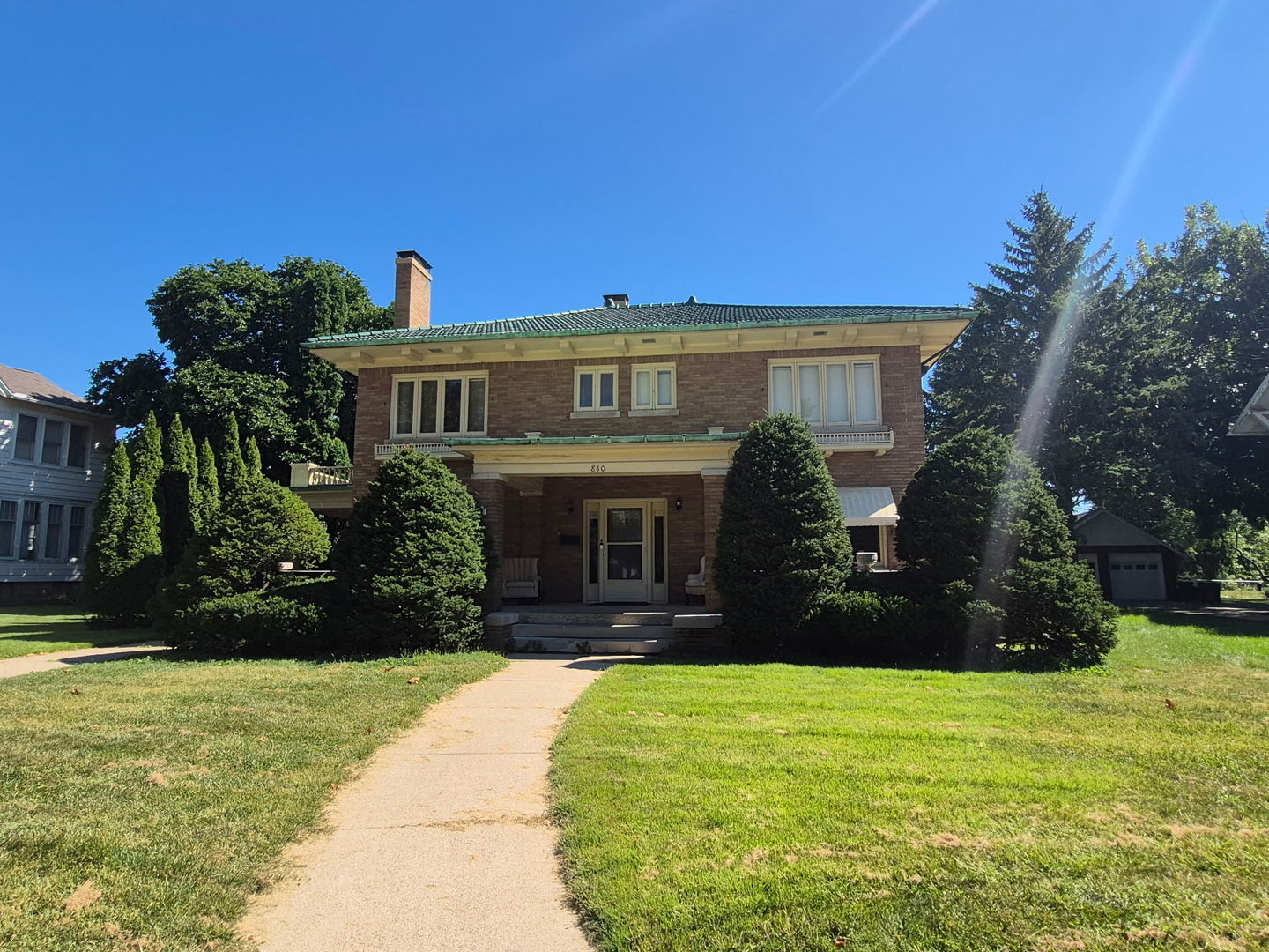 810 Locust Street — photo