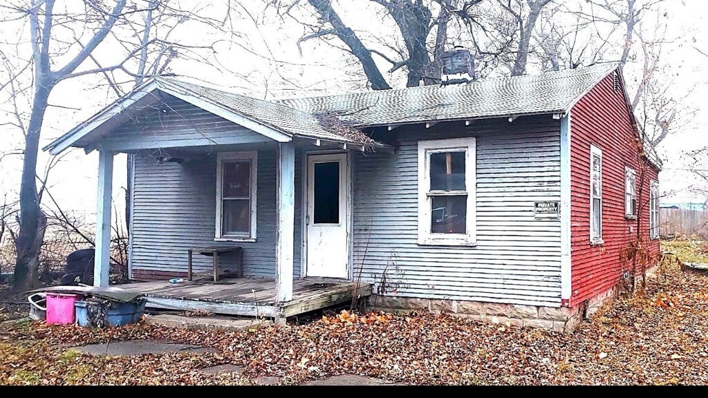 2280 E Hickory Street — photo