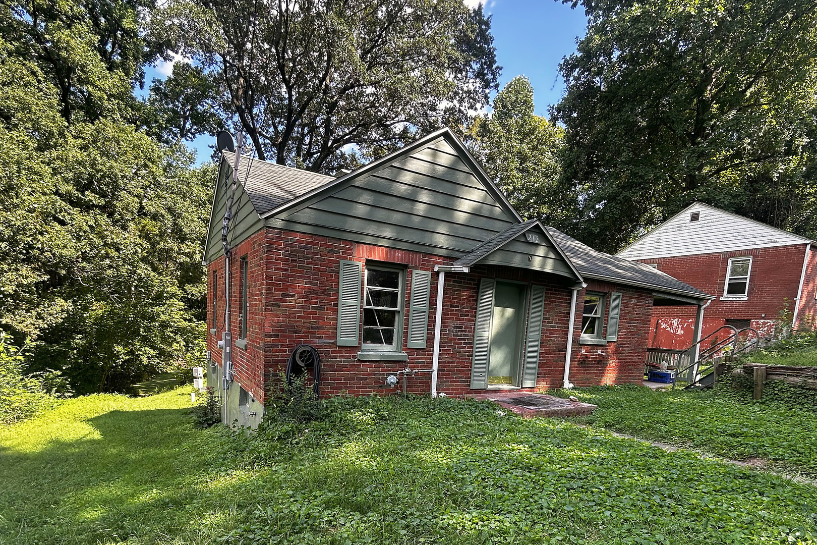 212 Tomlinson Street — photo