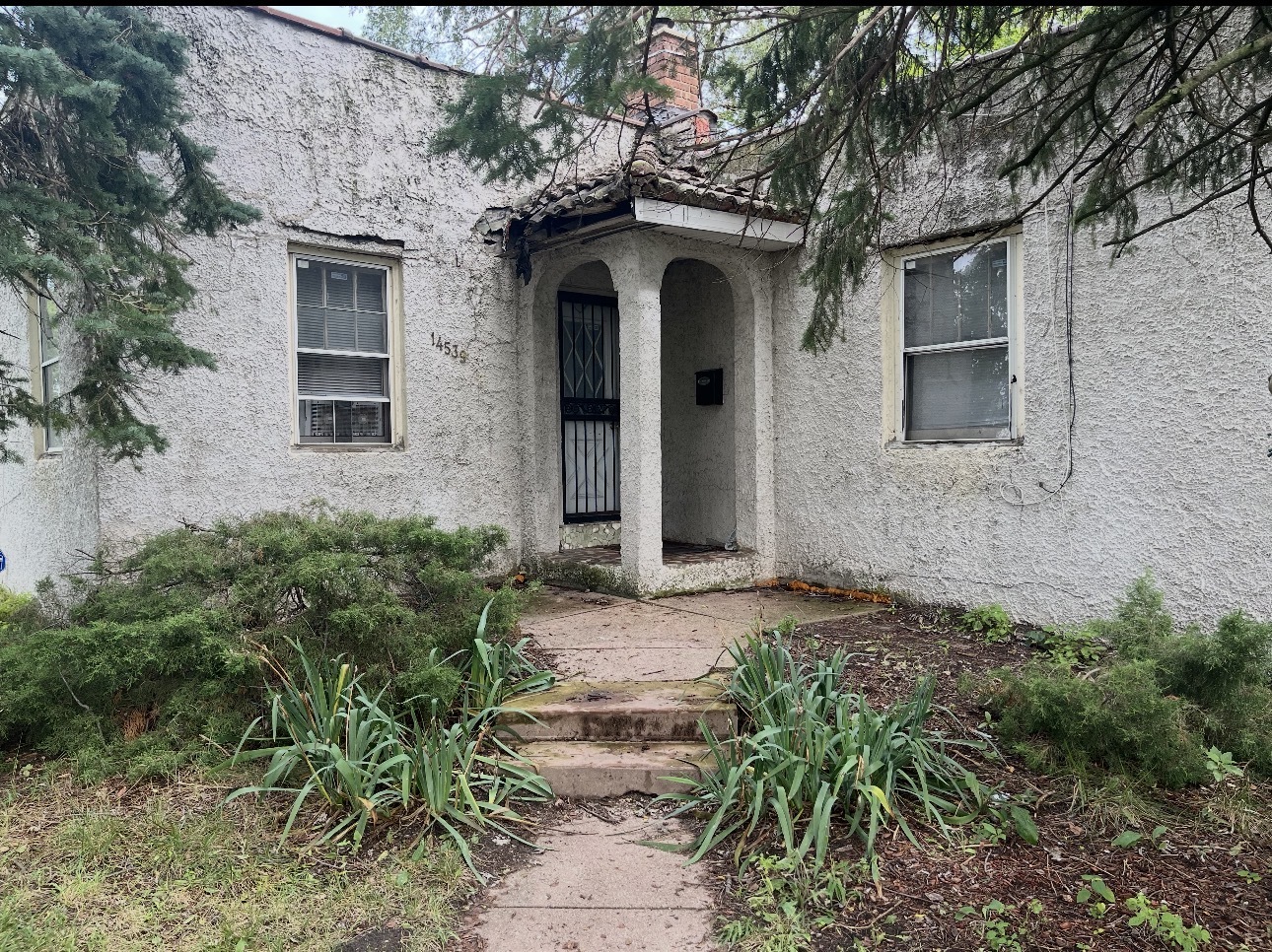 Home in Dolton, IL 60419 — photo 2