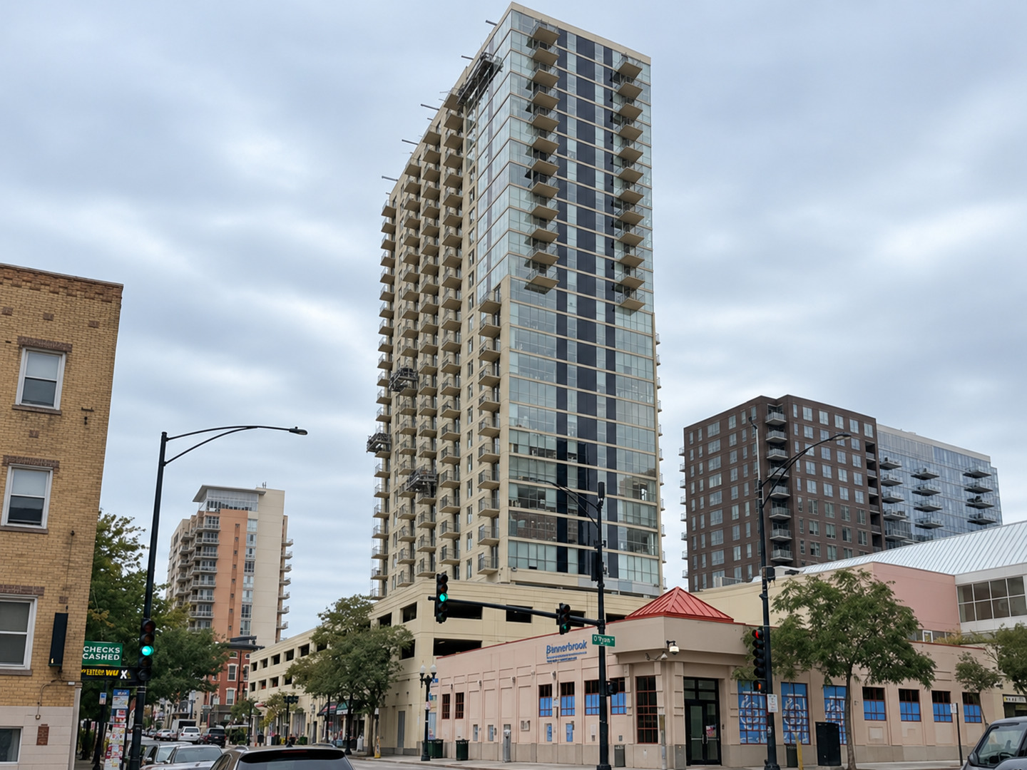 1212 N LaSalle Street Unit 601 — photo