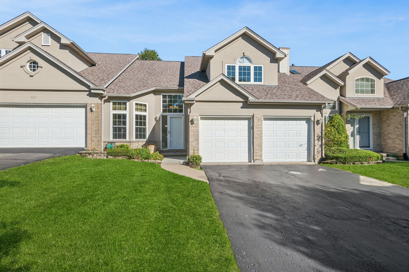 665 Meadowdale Drive — photo