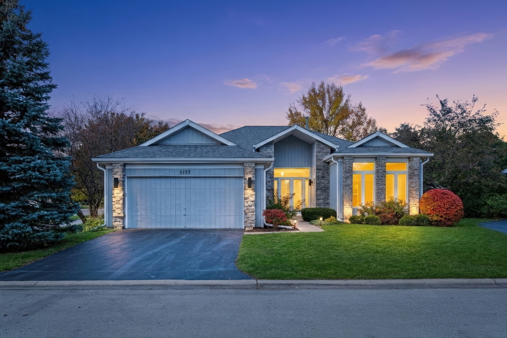 3177 N Southern Hills Drive — photo
