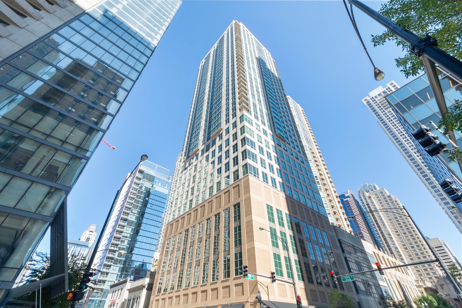 2 E Erie Street 3310 — photo