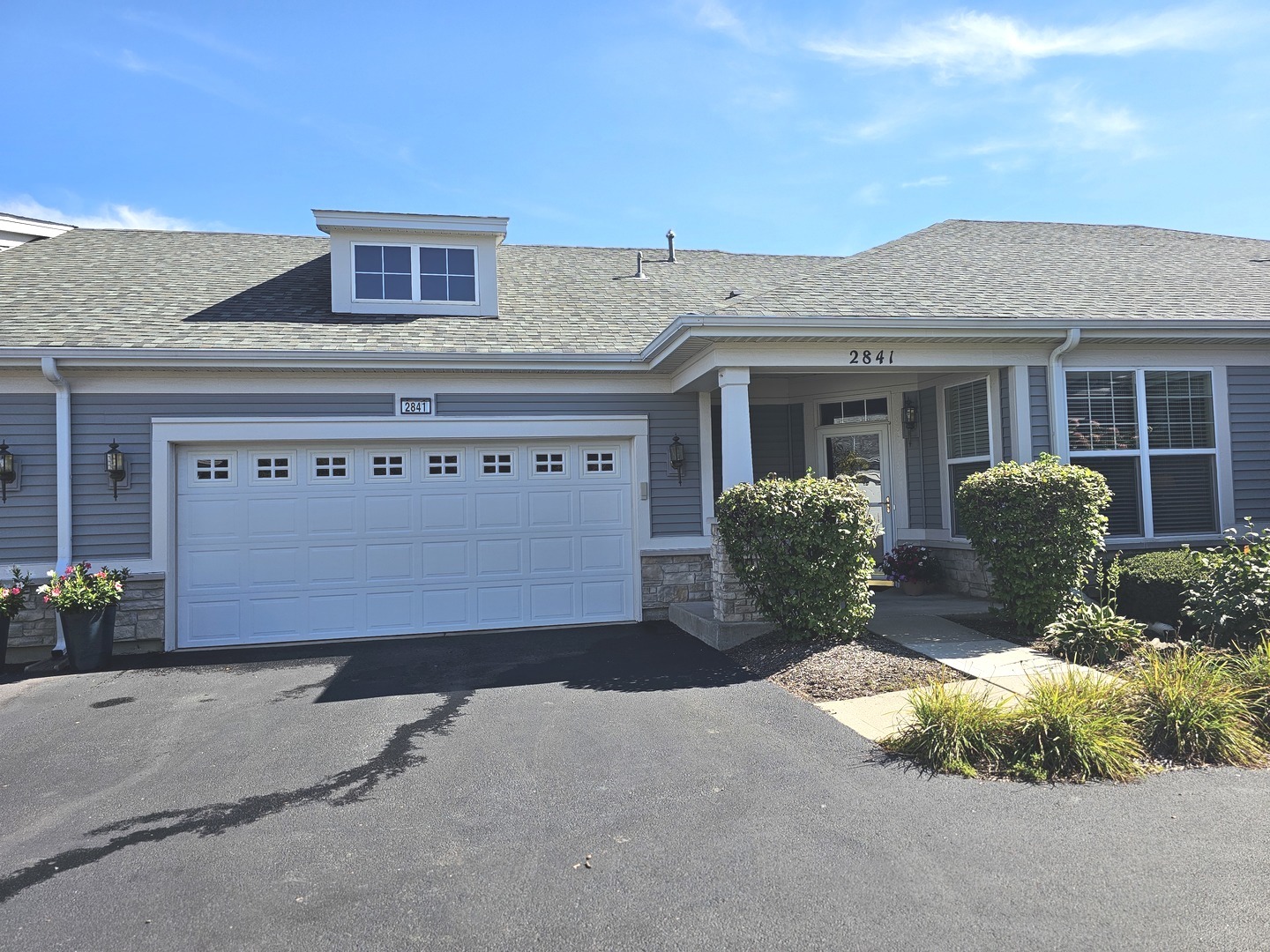 2841 Normandy Circle — photo