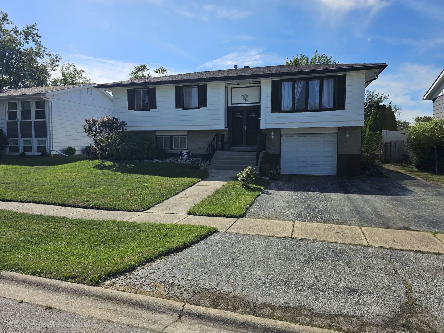 17010 Elm Drive — photo