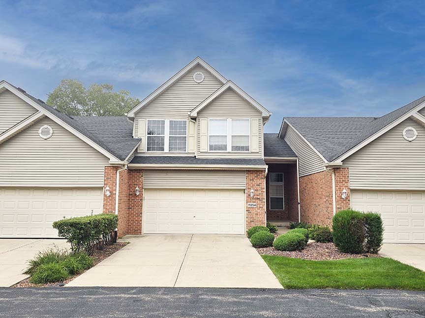 11254 Pin Oak Circle — photo